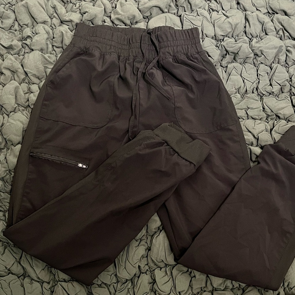 Scrub bottoms